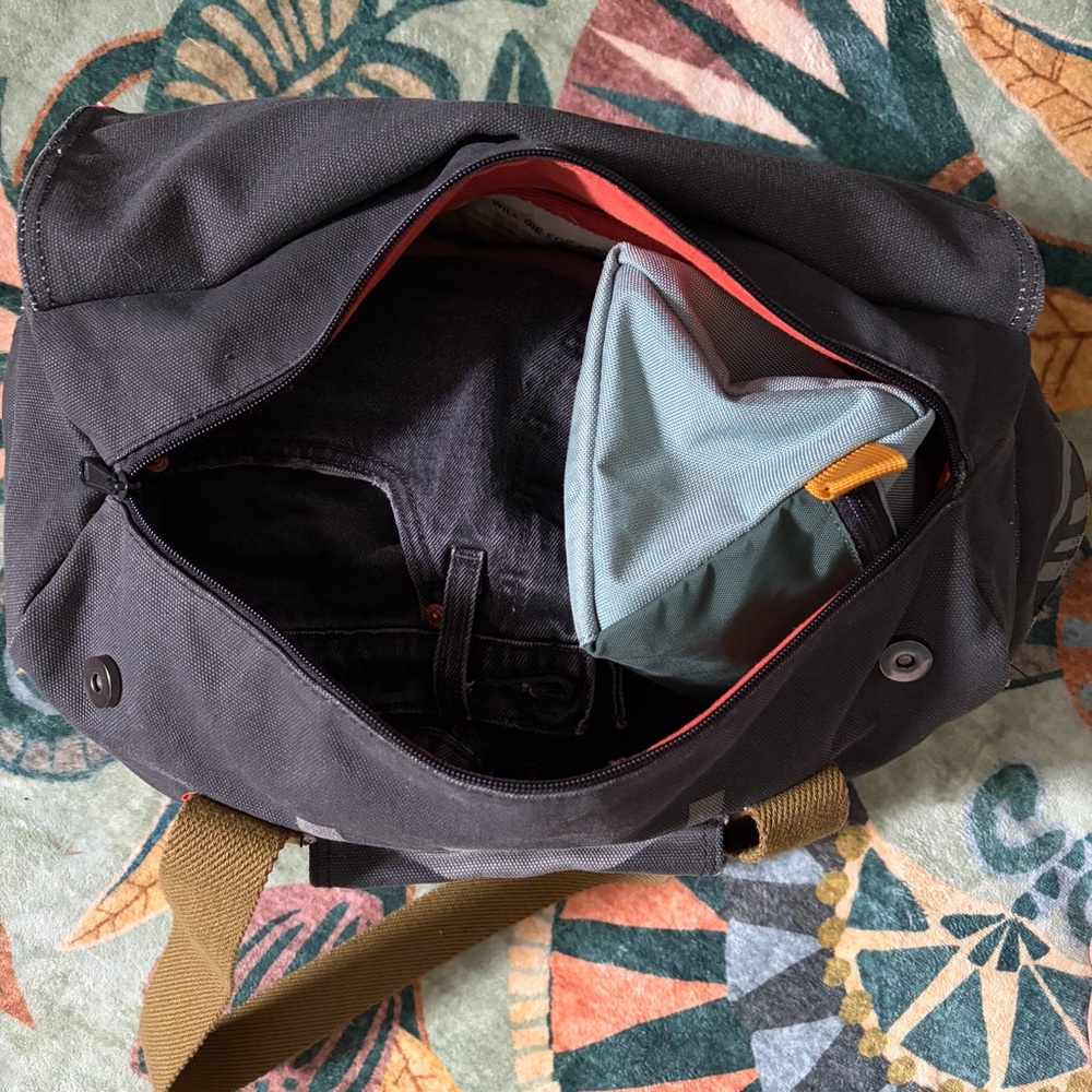 III Parcel NYC Mini Weekend Duffel - Picture 10 of 11